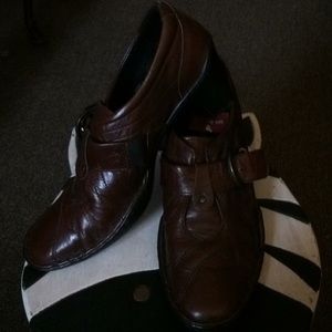 Josef Seribel dress shoe with buckle